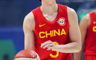 雷速官网-CBA中国篮球联赛启动举重重