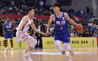 雷速官网下载-青岛球队在CBA联赛中获得胜利
