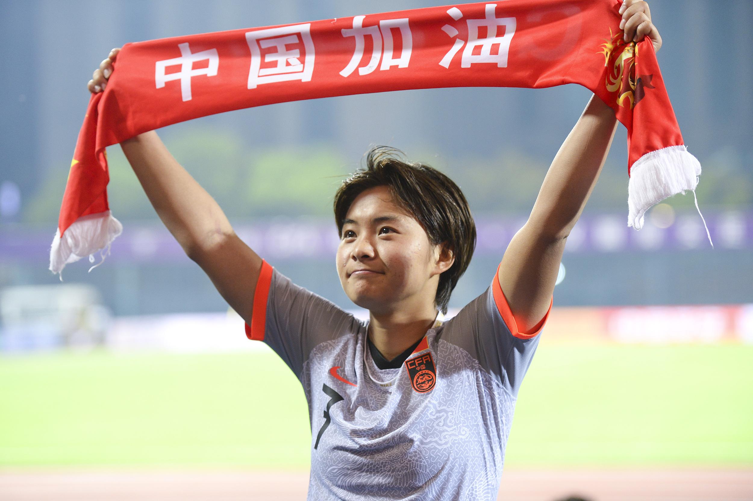 雷速官网下载-河南女足赢得亚洲冠军，赞誉无数-第2张图片-雷速官网