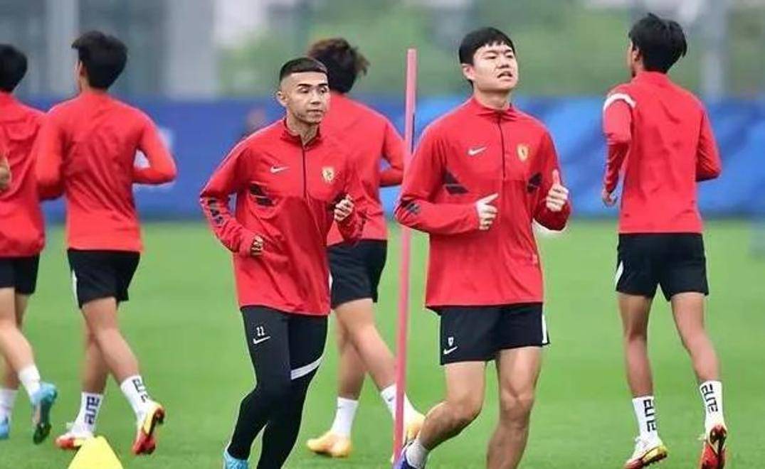 雷速官网-乌兹别克球队洛基肯取得胜利，喜获晋级-第1张图片-雷速官网