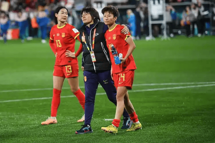 雷速官网下载-体育赛场中国女足以强大实力晋级半决赛-第1张图片-雷速官网